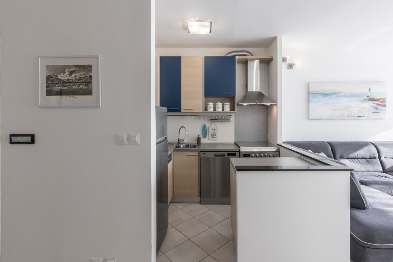 Sundowners Apartment, 52Qm, Double & Single Bed, 10 Min From Old Town Of Split Exterior foto